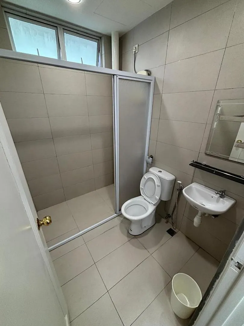In The Heart Of Georgetown, 2-7 Pax Family Suite George Town